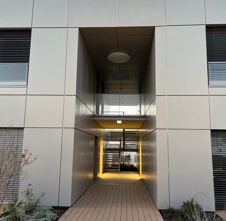 Bardage cassette aluminium – Primark Strasbourg Strasbourg