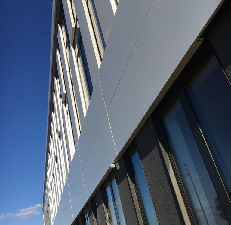 Bardage acier et aluminium – Paris Saclay Lingolsheim